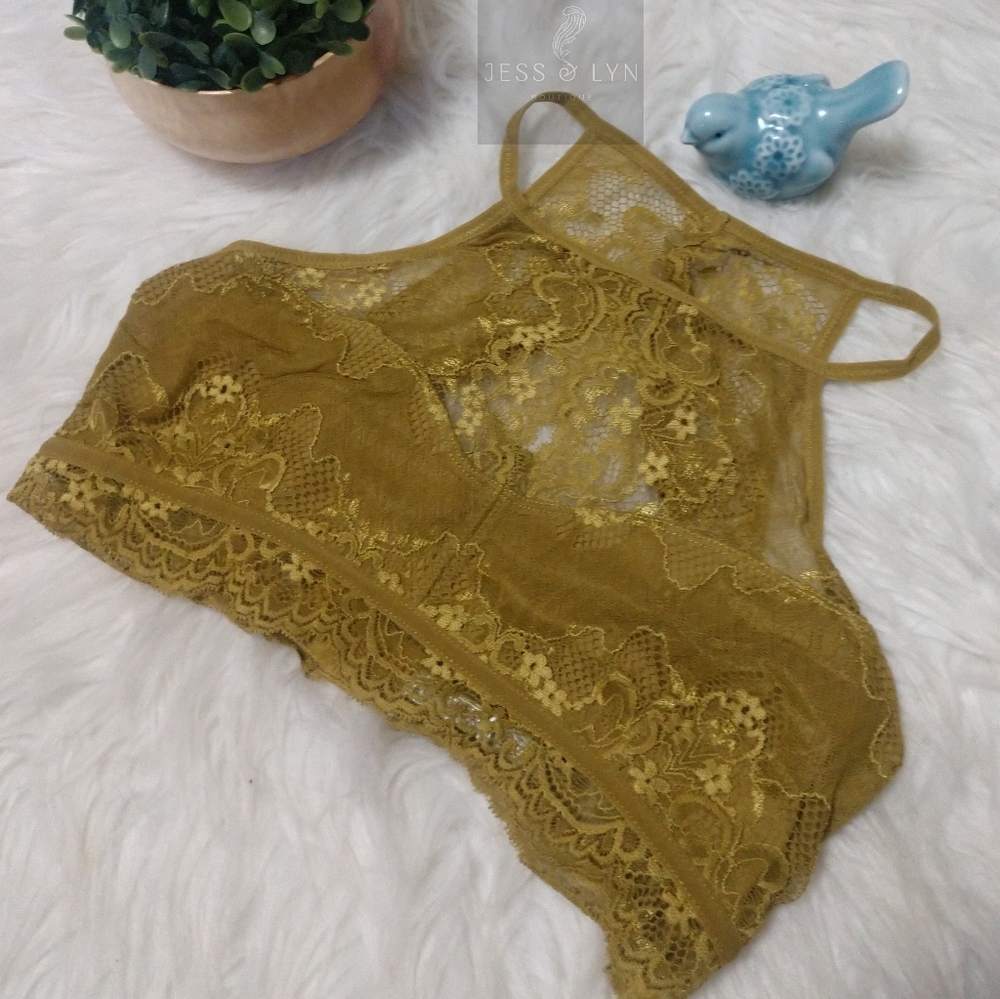 🆕 Mustard Gold Hi-Neck Halter Lace Br